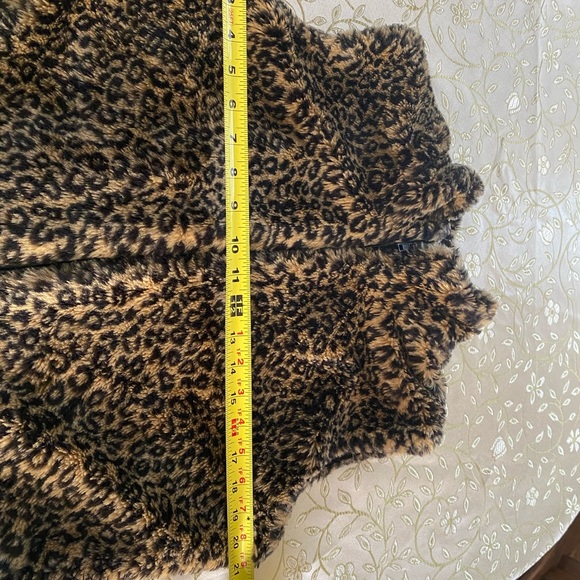 Gorgeous Cejon leopard print vest! Sz. M - Picture 11 of 11